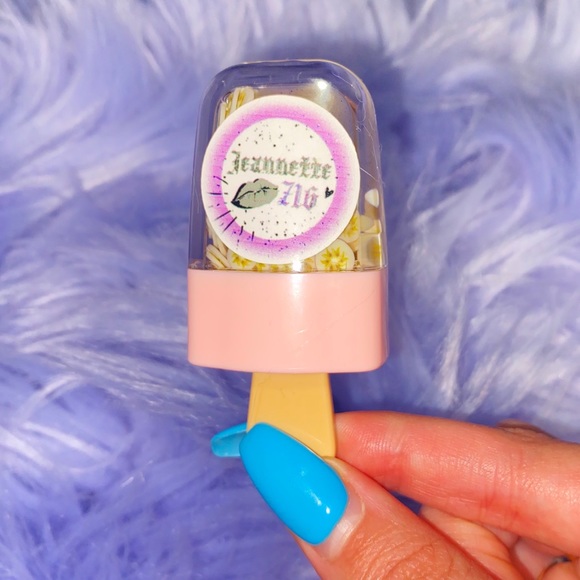 Banana Popsicle Lipgloss - Picture 2 of 4